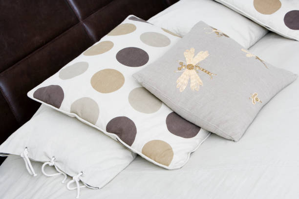How to Make No-Sew Throw Pillow Covers for a Fresh New Look