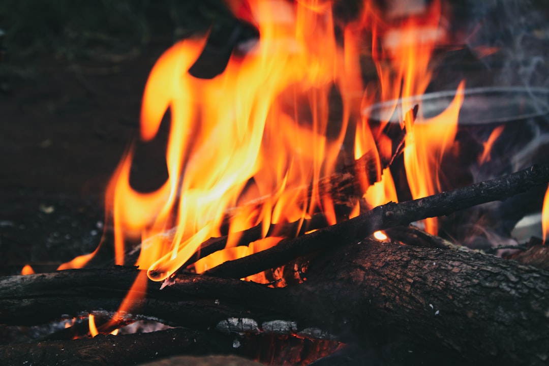 The Natural Way to Sparkle Up Your Charcoal Grill