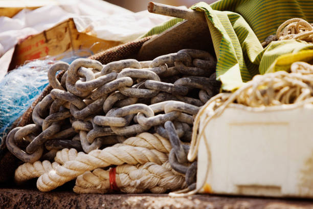Chains and Ropes: Versatile Materials for Creative DIY Projects