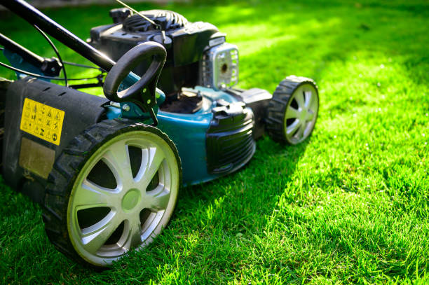 Lawn Mower DIY Projects: Maintaining and Upgrading Your Yard’s Workhorse