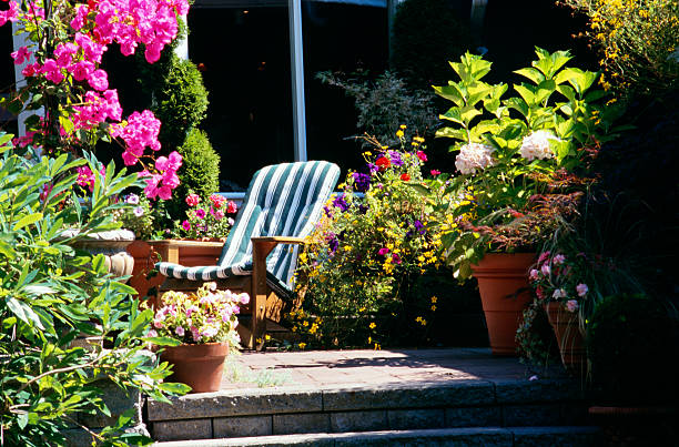 Creating an Outdoor Oasis: DIY Patio and Living Space Projects