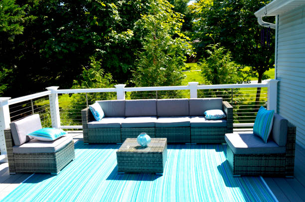 Creative Transformations: DIY Outdoor Rug Projects