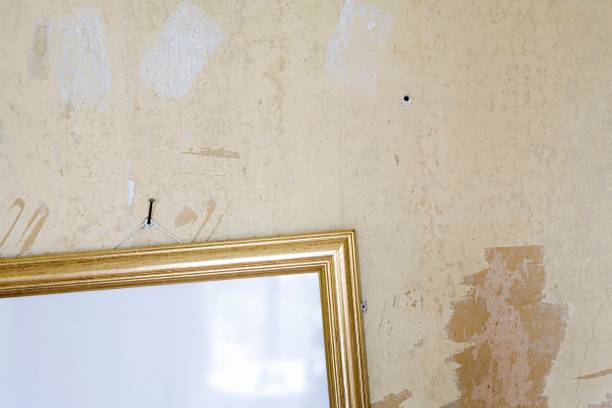 The Secure Method for Hanging a Heavy Mirror on Drywall