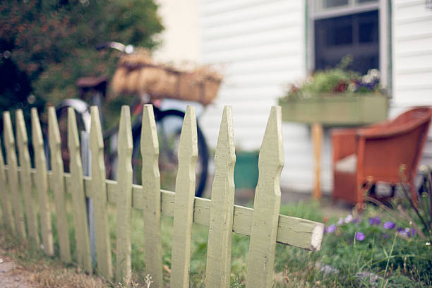 The Rewarding Challenge of DIY Fencing Projects