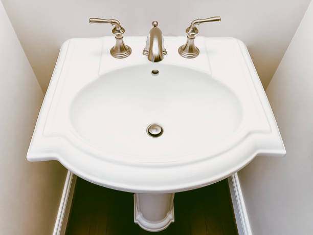 The Art of Restoring a Porcelain Sink to Its Original Glory