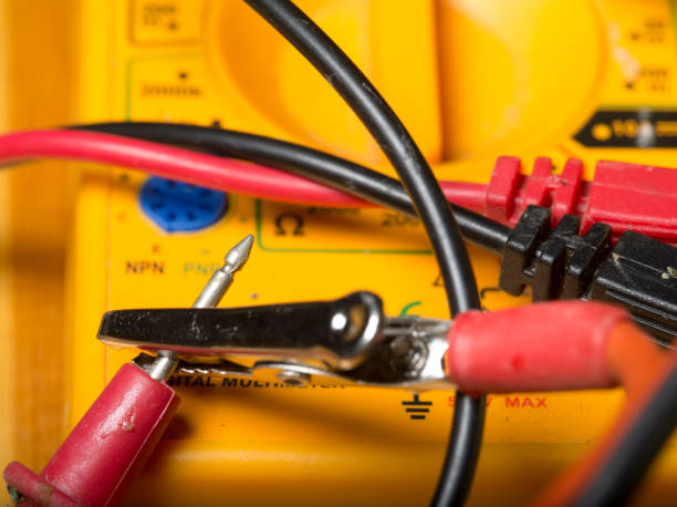 Voltage Tester vs. Multimeter: Choosing the Right Electrical Tool