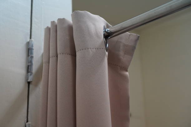The Art of Hanging Curtains: Finding the Perfect Rod Height