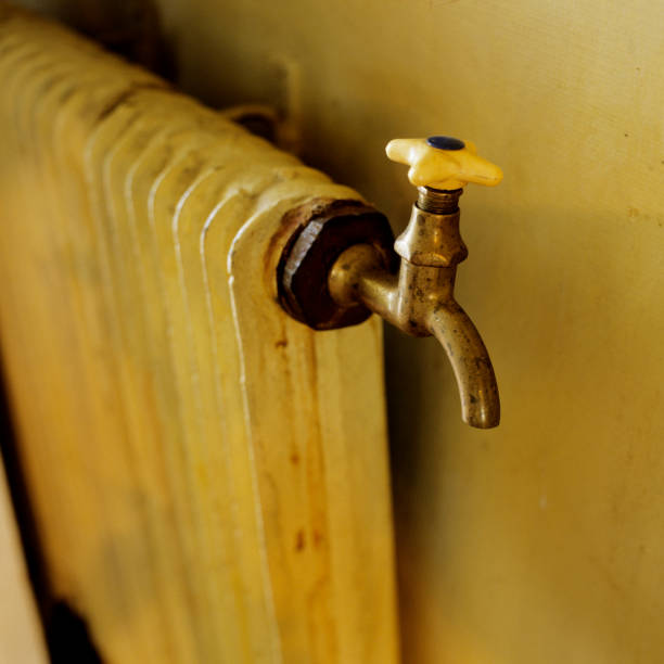 A Step-by-Step Guide to Bleeding a Radiator for a Warmer Home