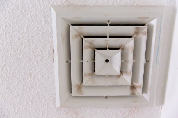 A Step-by-Step Guide to Replacing an Old Exhaust Fan