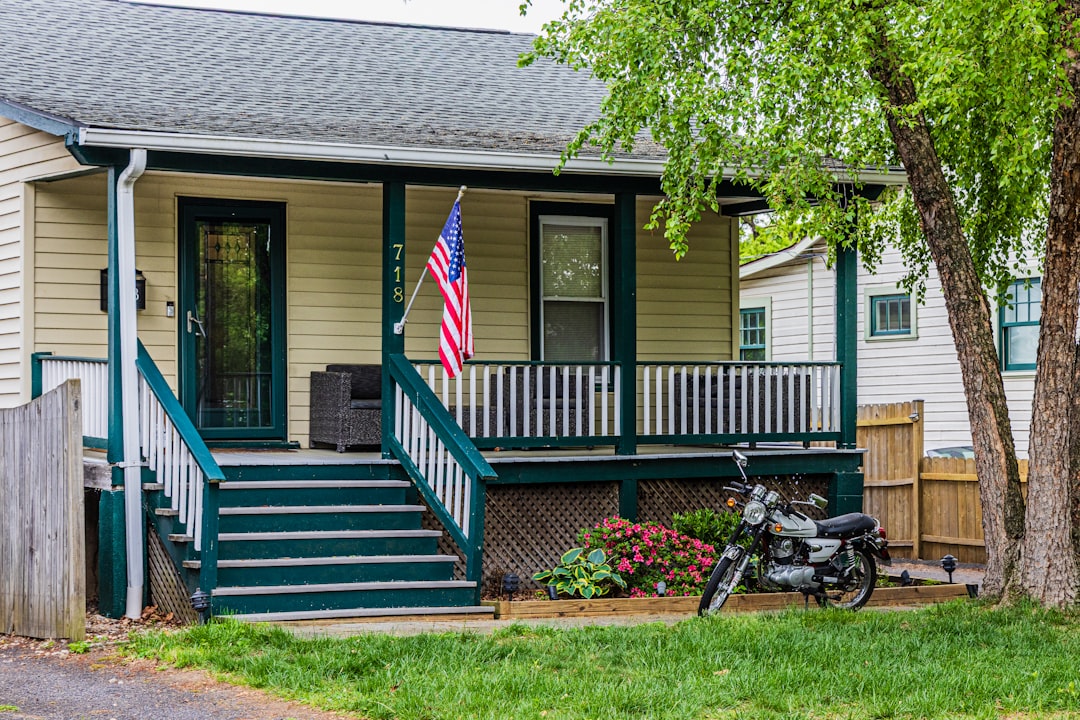 How to Patch a Hole in Your Vinyl Siding