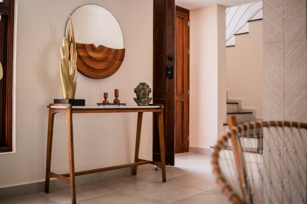 How to Build a Simple Rustic Entryway Table From Standard Lumber