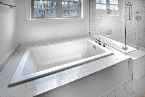 How to Fix Crumbling Bathtub Caulk Like a Pro (Before it Ruins Your Floor)