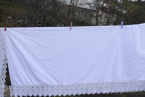 How to Mend and Restore a Vintage Tablecloth: A Homeowner’s Guide