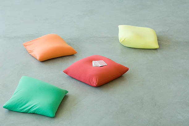 The Simple Guide to Replacing Your Ottoman’s Top Cushion (and Why You Should Try It)